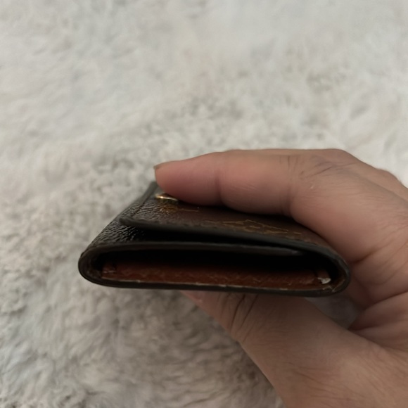 Vintage Louis Vuitton 4 key case - Picture 8 of 8